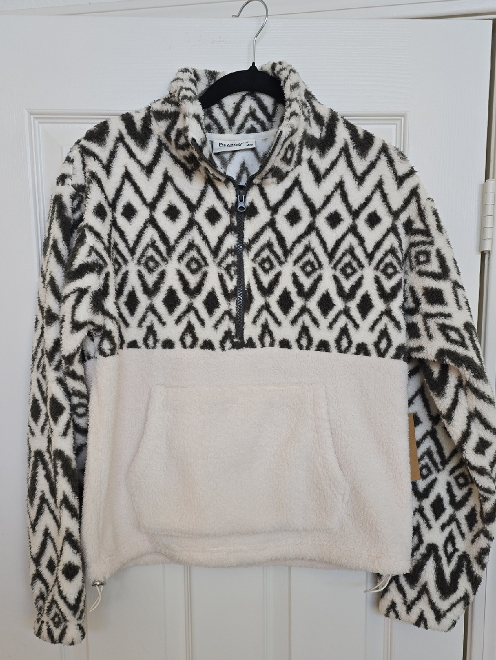 BearPaw Sherpa Pullover in Black & Cream Aztec Print